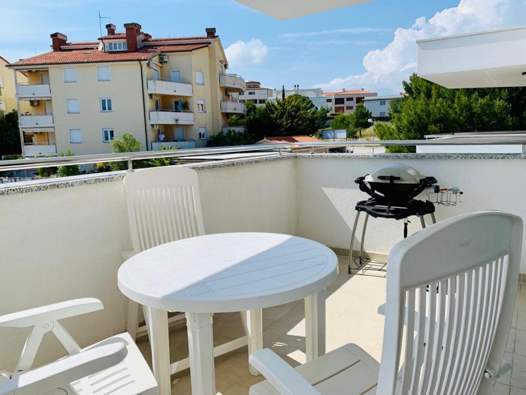 Apartment Alexandra Premantura Luaran gambar